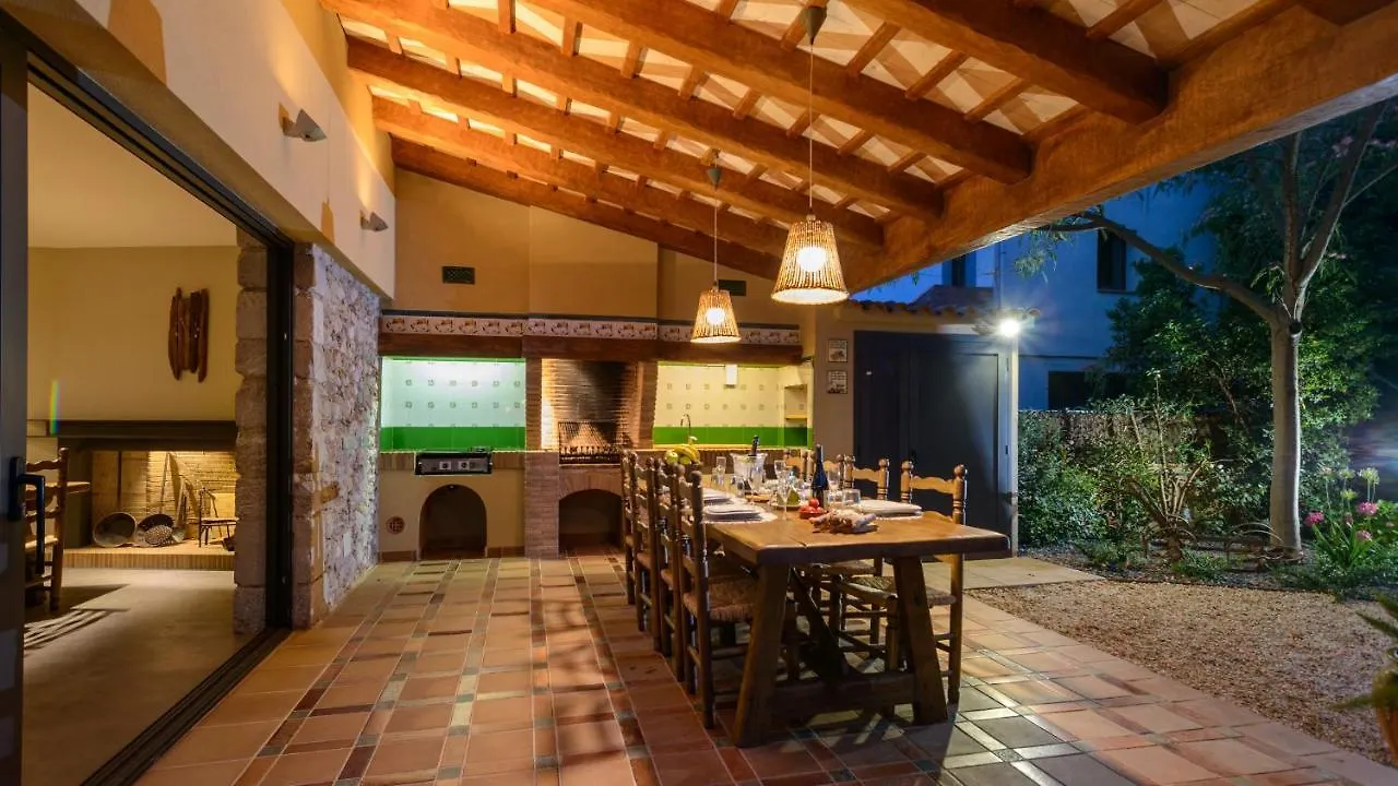 Casa Deluxe Alt Emporda Costa Brava - Private Swimming Pool Villa Vilabertran